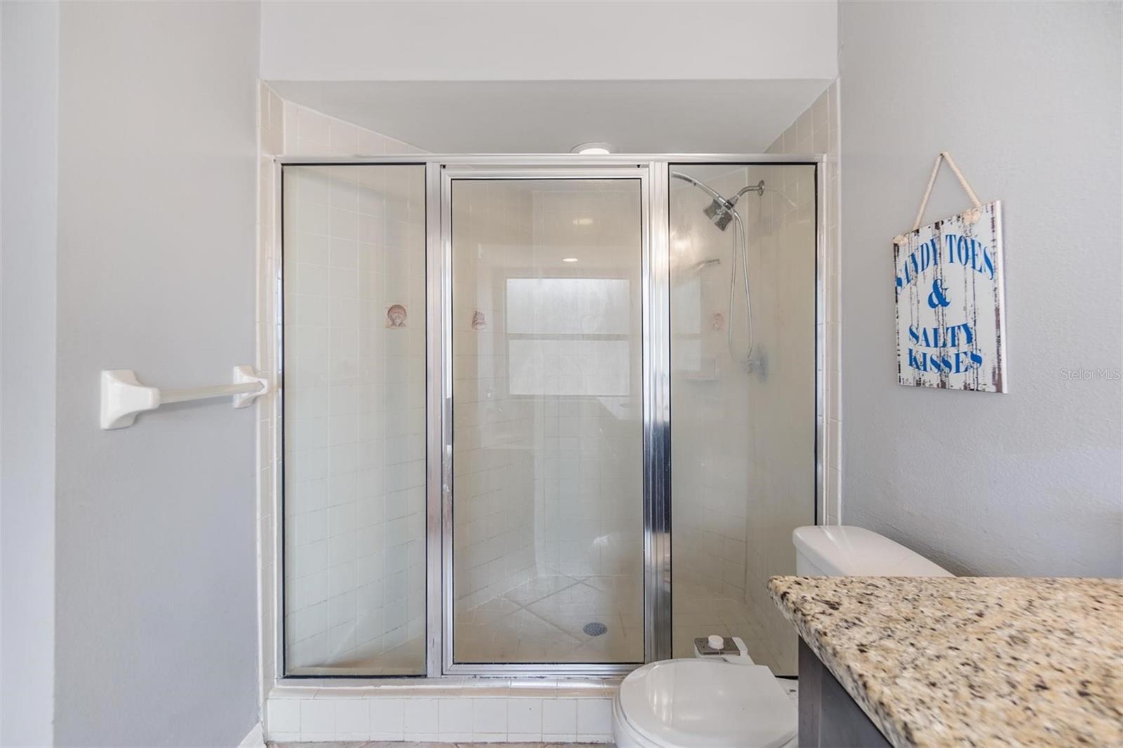 PINE LAKE - Residential