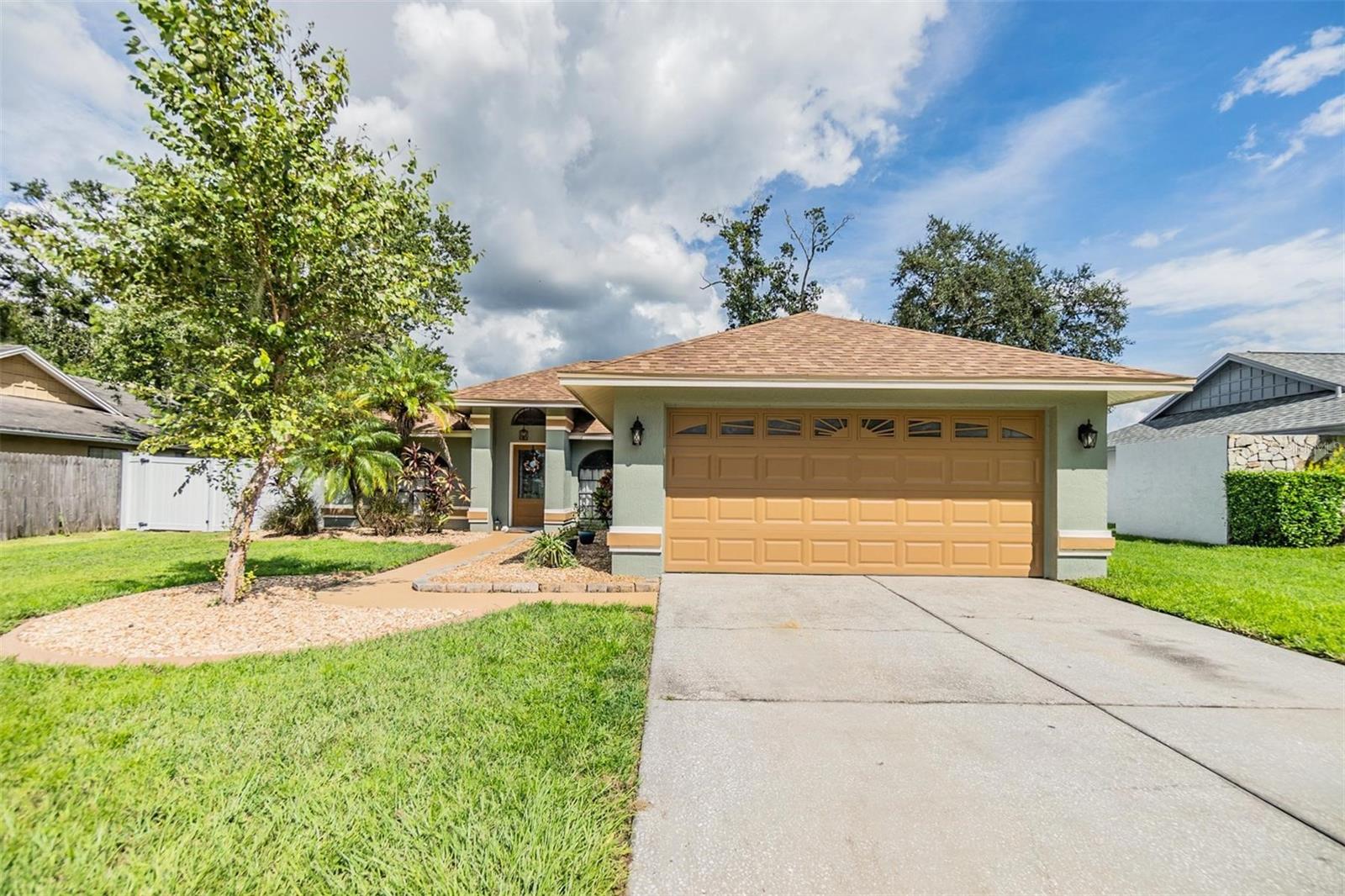 PINE LAKE - Residential