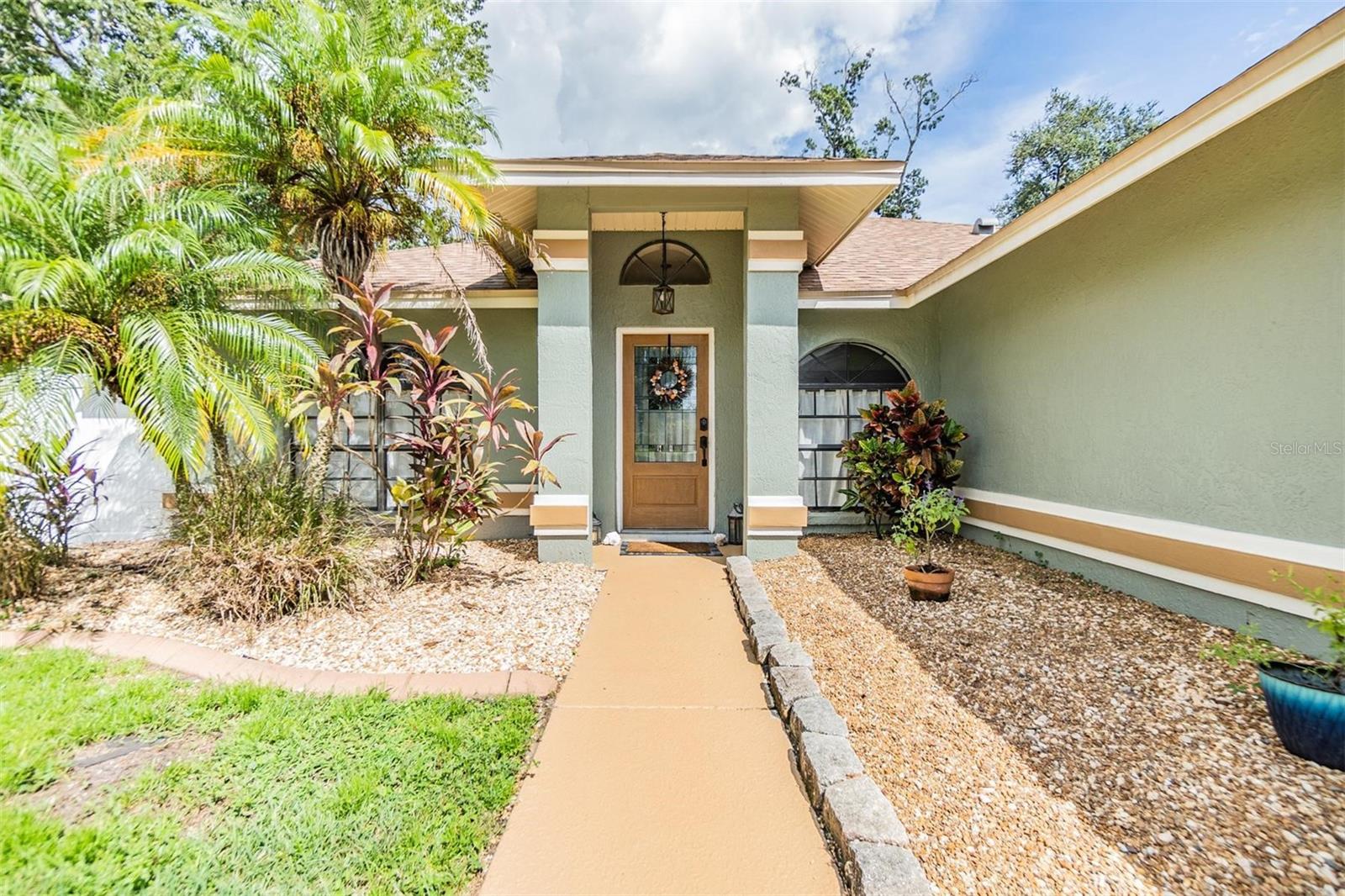 PINE LAKE - Residential