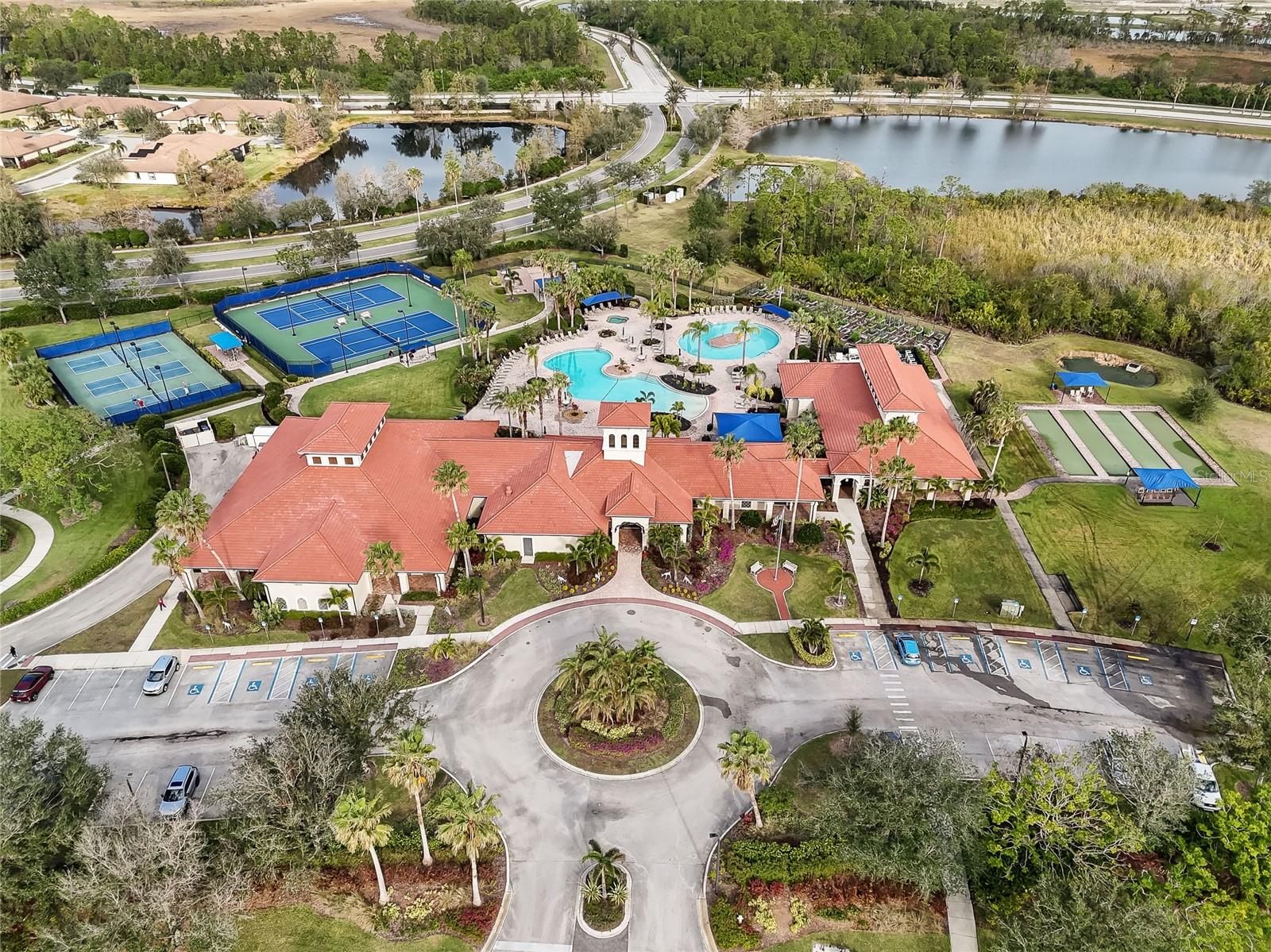 CYPRESS FALLS AT THE WOODLANDS - Residential
