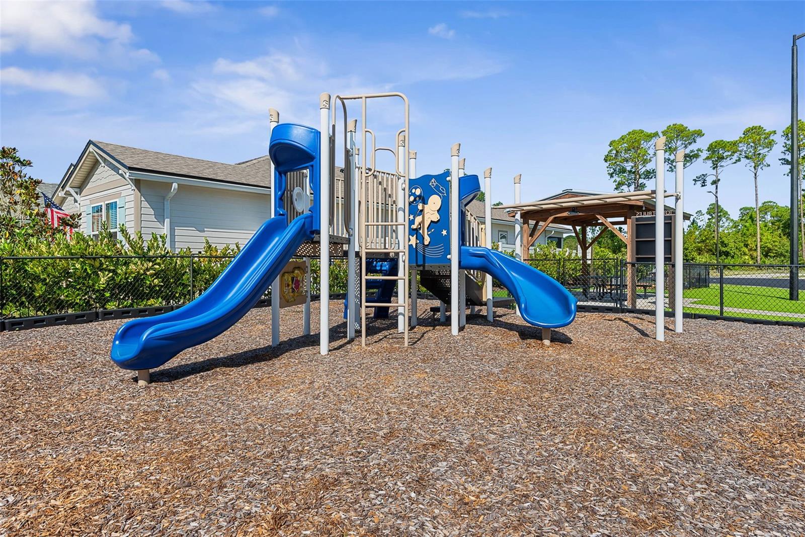 BEACHWALK - Residential