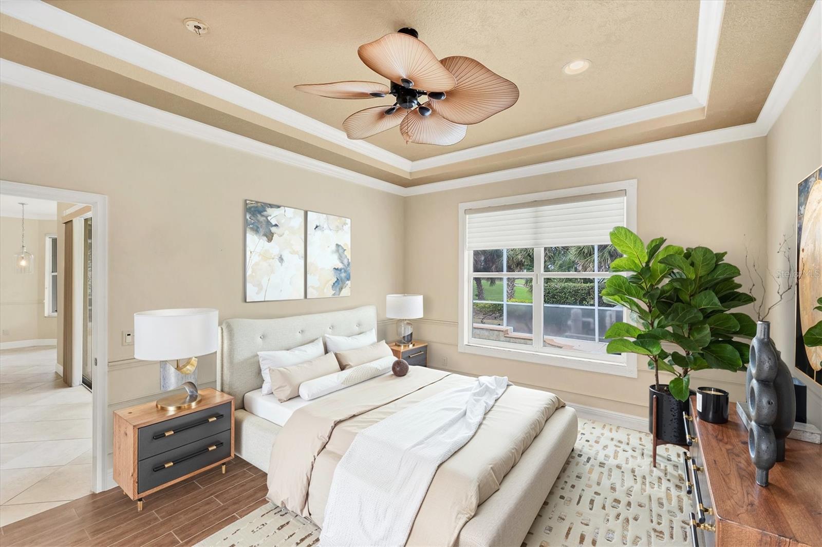 PELICAN POINTE GOLF & COUNTRY CLUB - Residential