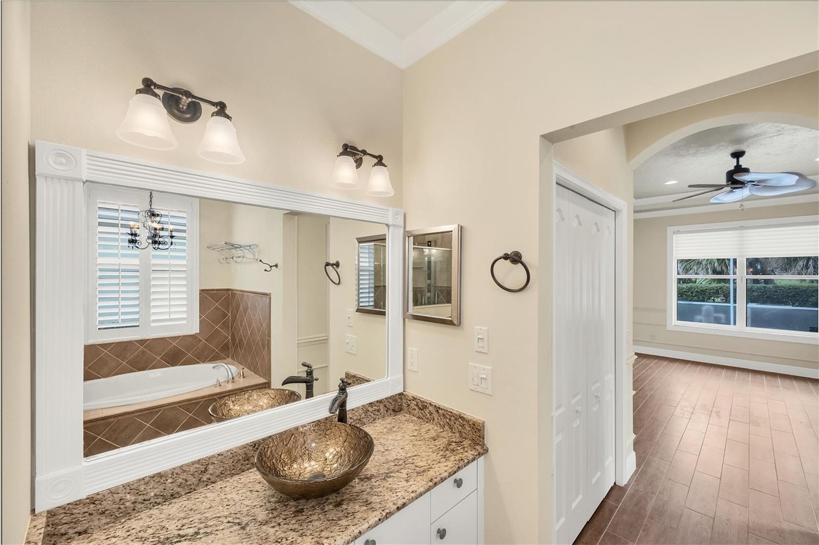 PELICAN POINTE GOLF & COUNTRY CLUB - Residential