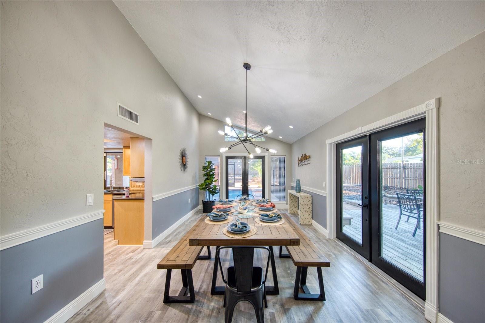 OAK FOREST - Residential