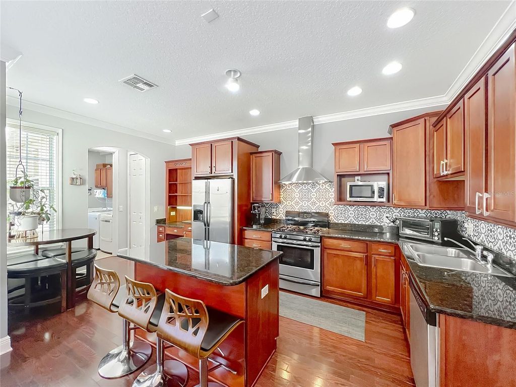 Photo of 1261 Indiana Avenue, Winter Park, FL 32789 (MLS # O6344260)