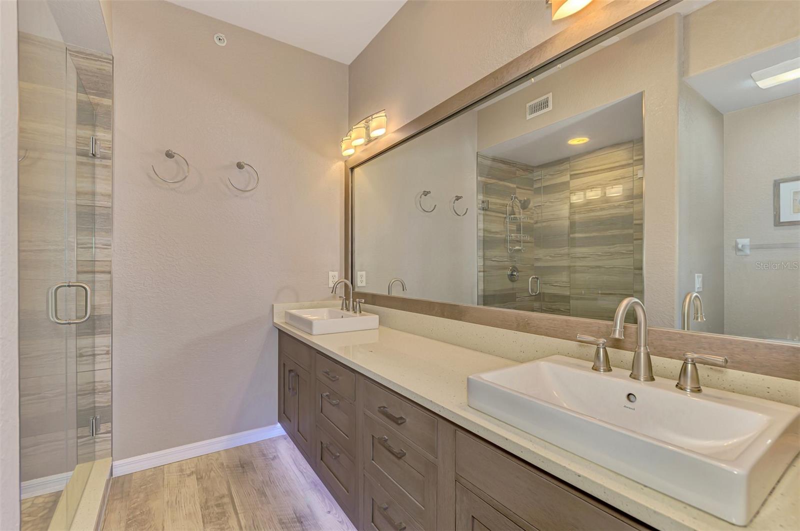 SAN LINO - Residential