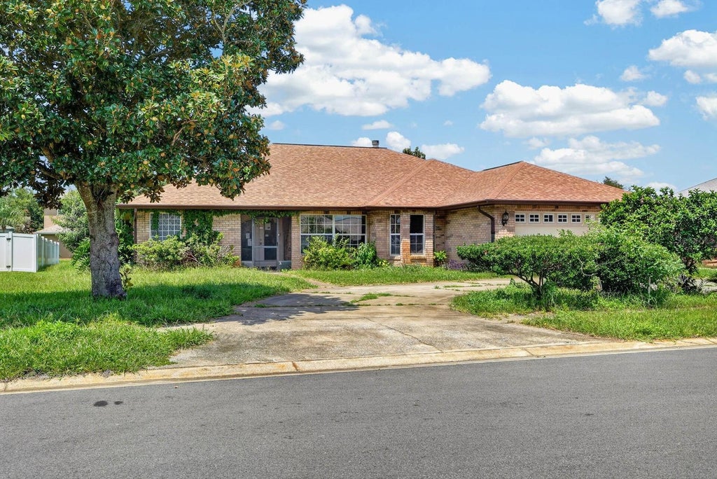 Photo of 1624 Piccadilly Drive, Daytona Beach, FL 32117 (MLS # V4950736)