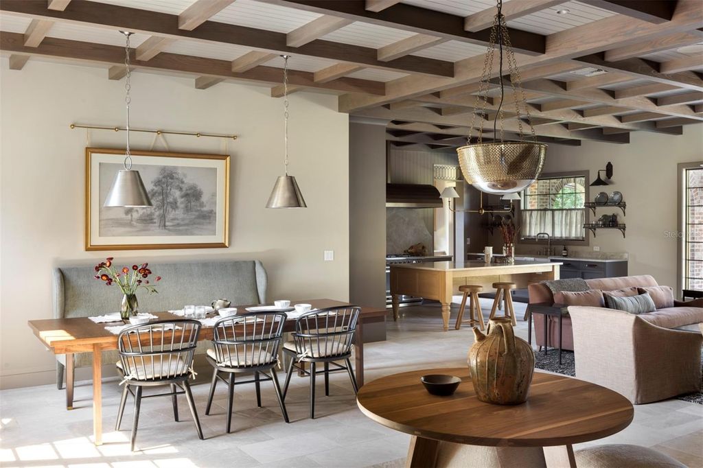 Photo of 702 Via Bella, Winter Park, FL 32789 (MLS # O6335854)