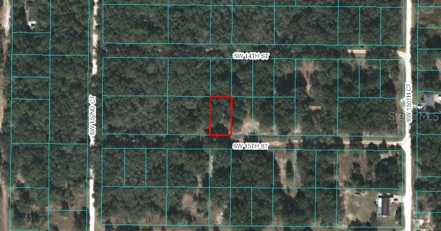 Great time to invest in land.  Rainbow Park is surrounded by Ocala Farms.   Neighborhood has some building going on, but there is room for alot of new homes.  Located between Dunnellon and Ocala.