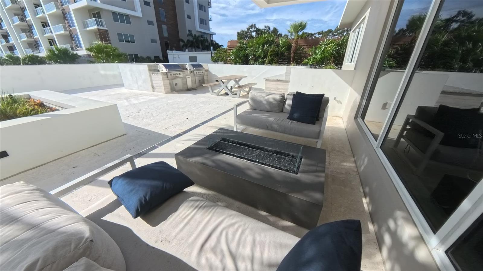 MARINA BAY 880 CONDO - Residential Lease