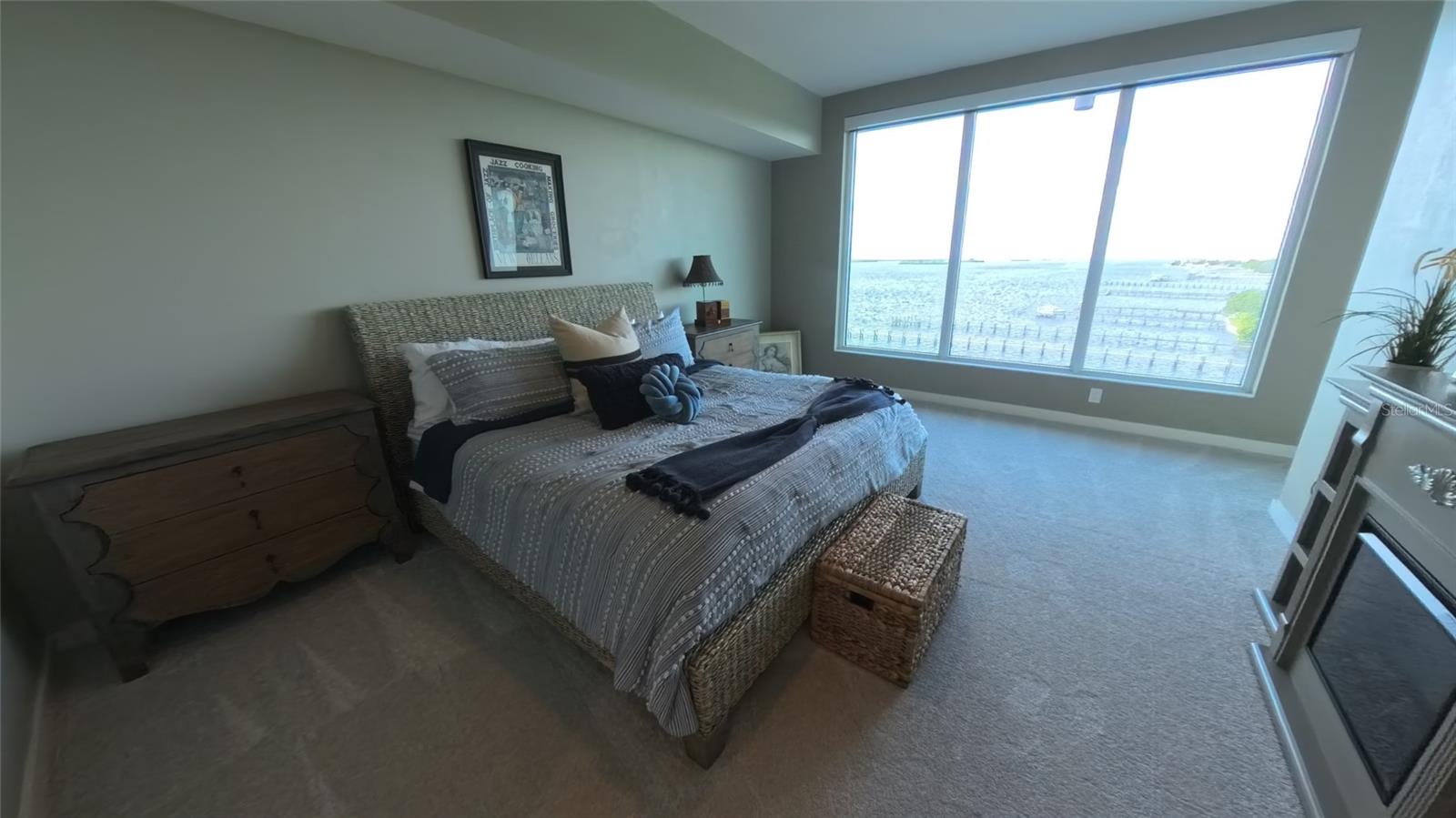 MARINA BAY 880 CONDO - Residential Lease