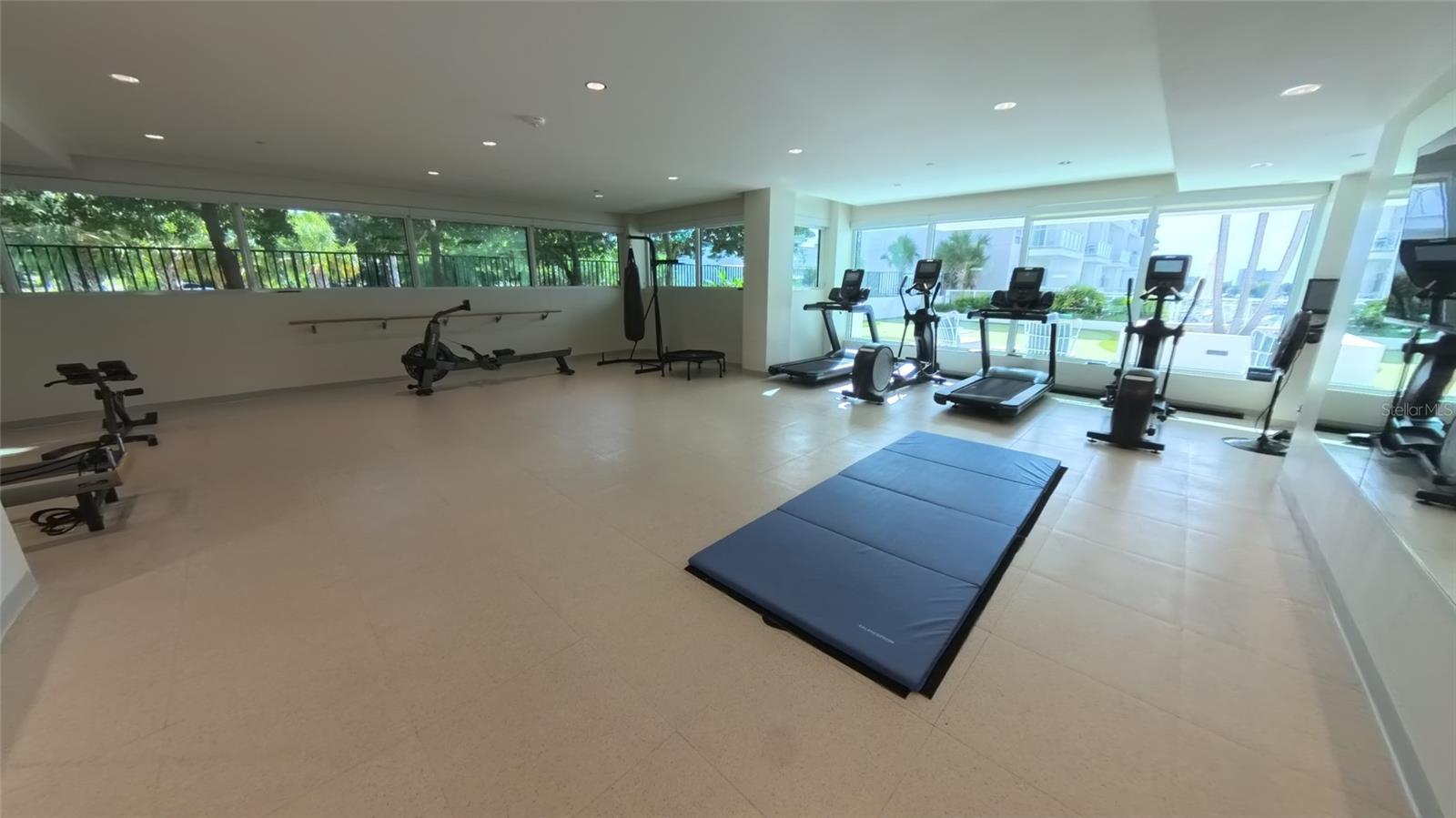 MARINA BAY 880 CONDO - Residential Lease