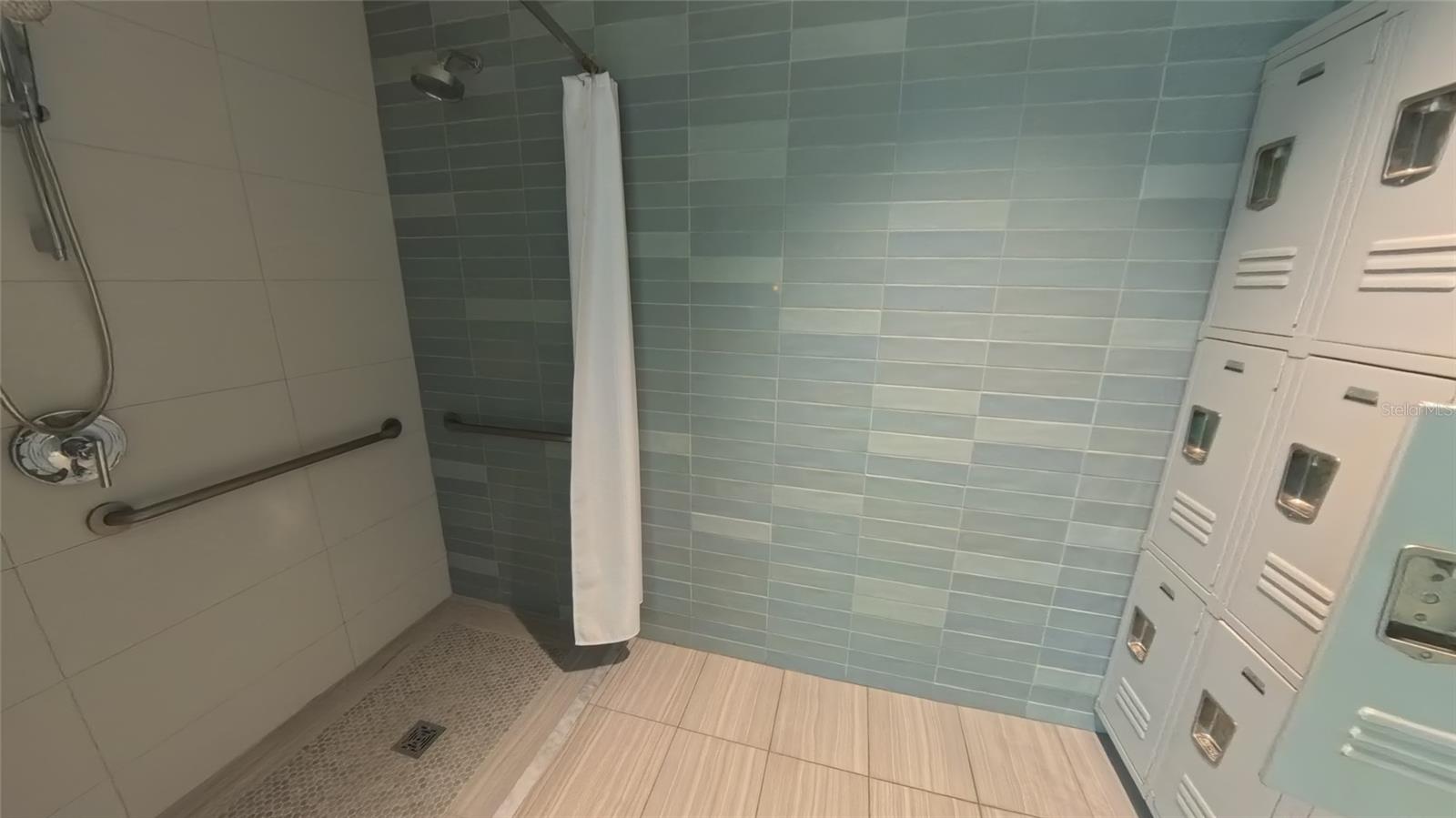 MARINA BAY 880 CONDO - Residential Lease