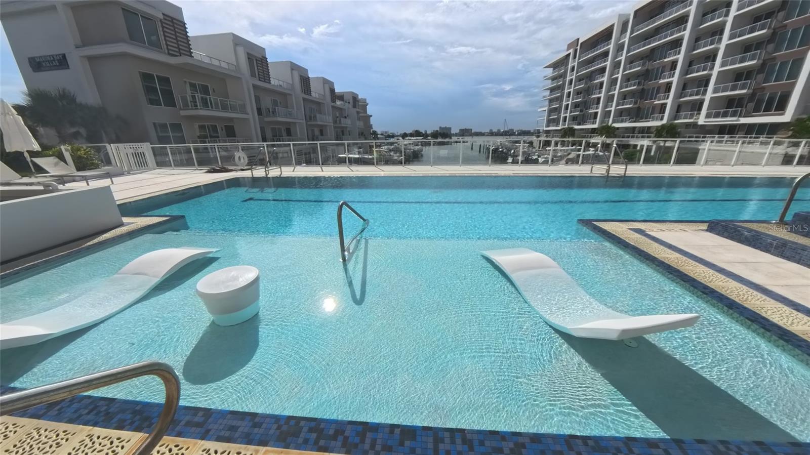 MARINA BAY 880 CONDO - Residential Lease