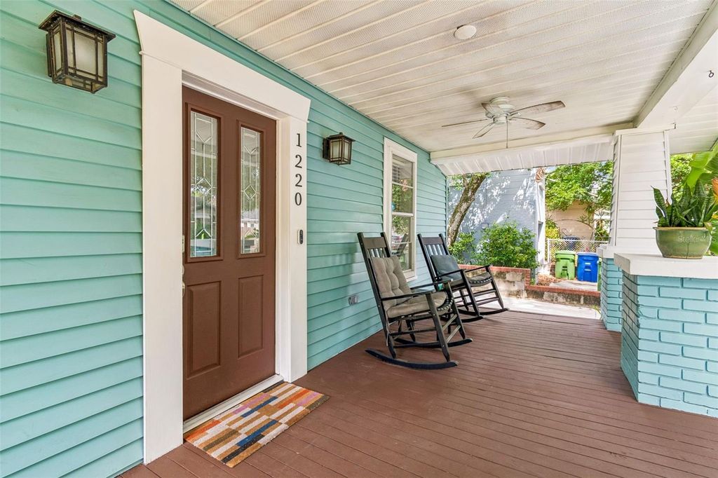 Photo of 1220 E Emma Street, Tampa, FL 33603 (MLS # TB8500913)