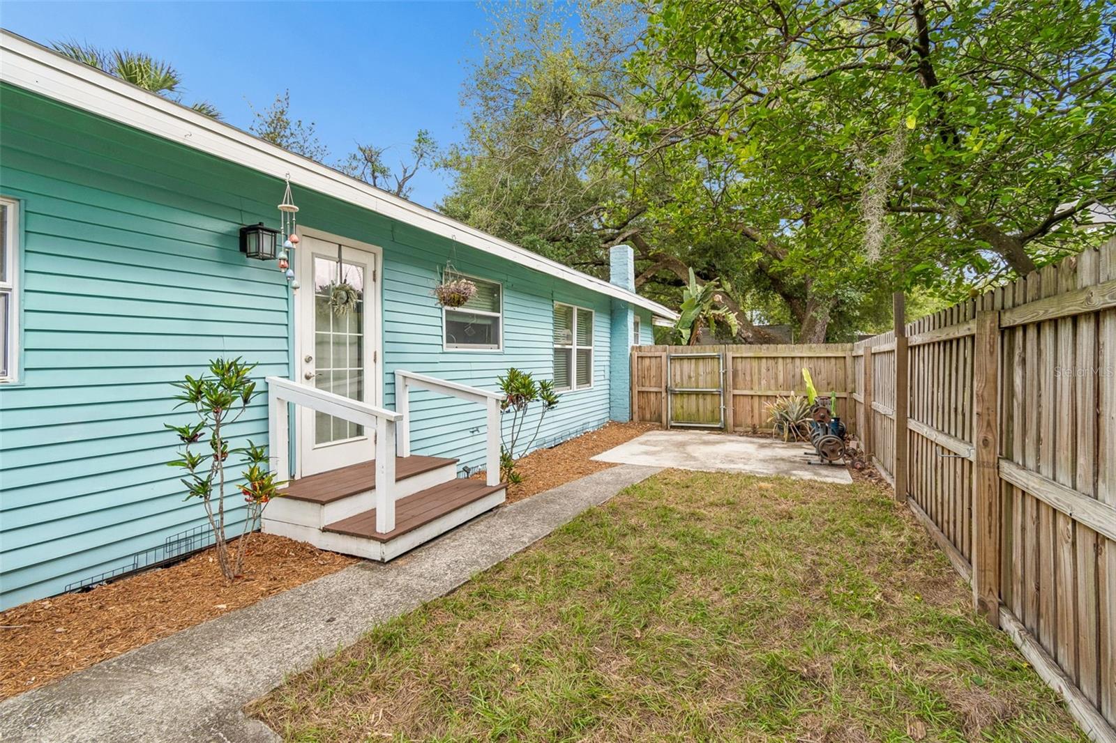 NEBRASKA HEIGHTS - Residential