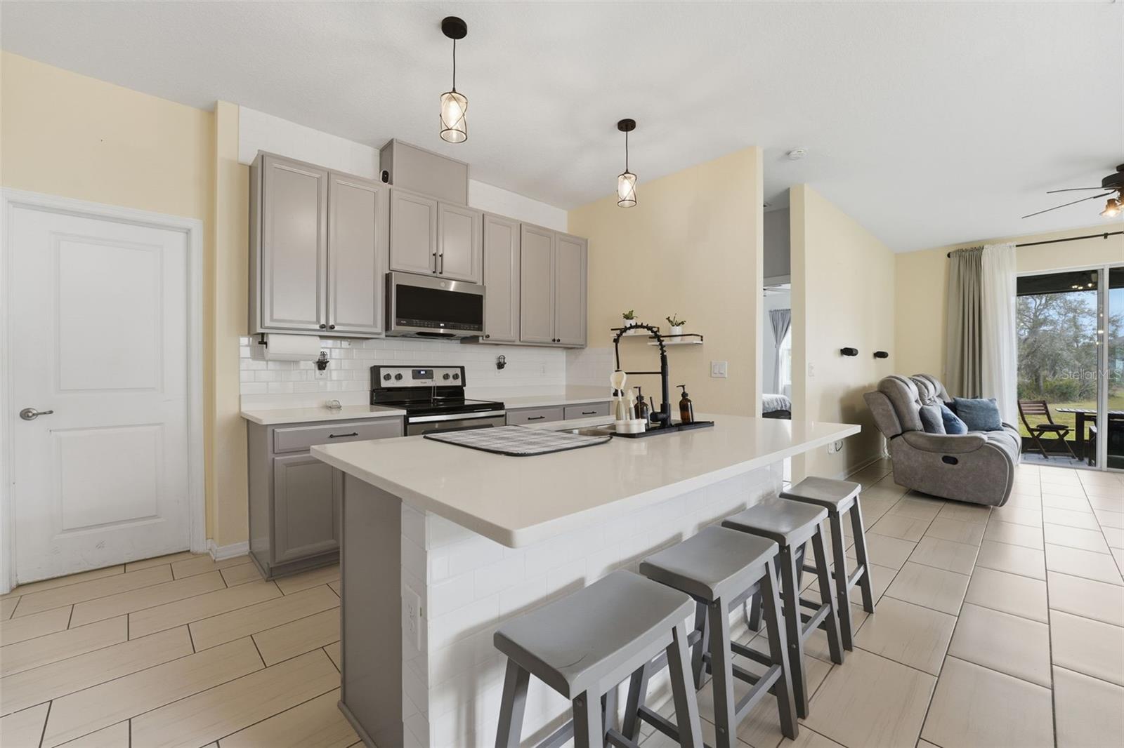 WOODLEAF HAMMOCK - Residential