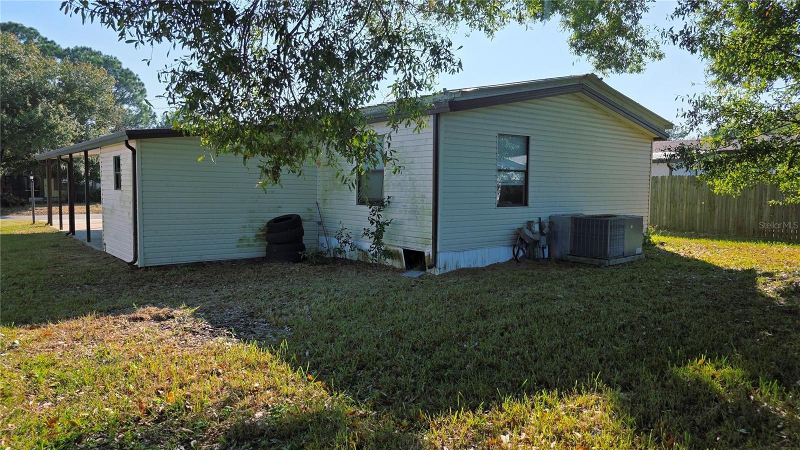 VILLAGE UNIT 04 LAKELAND - Residential