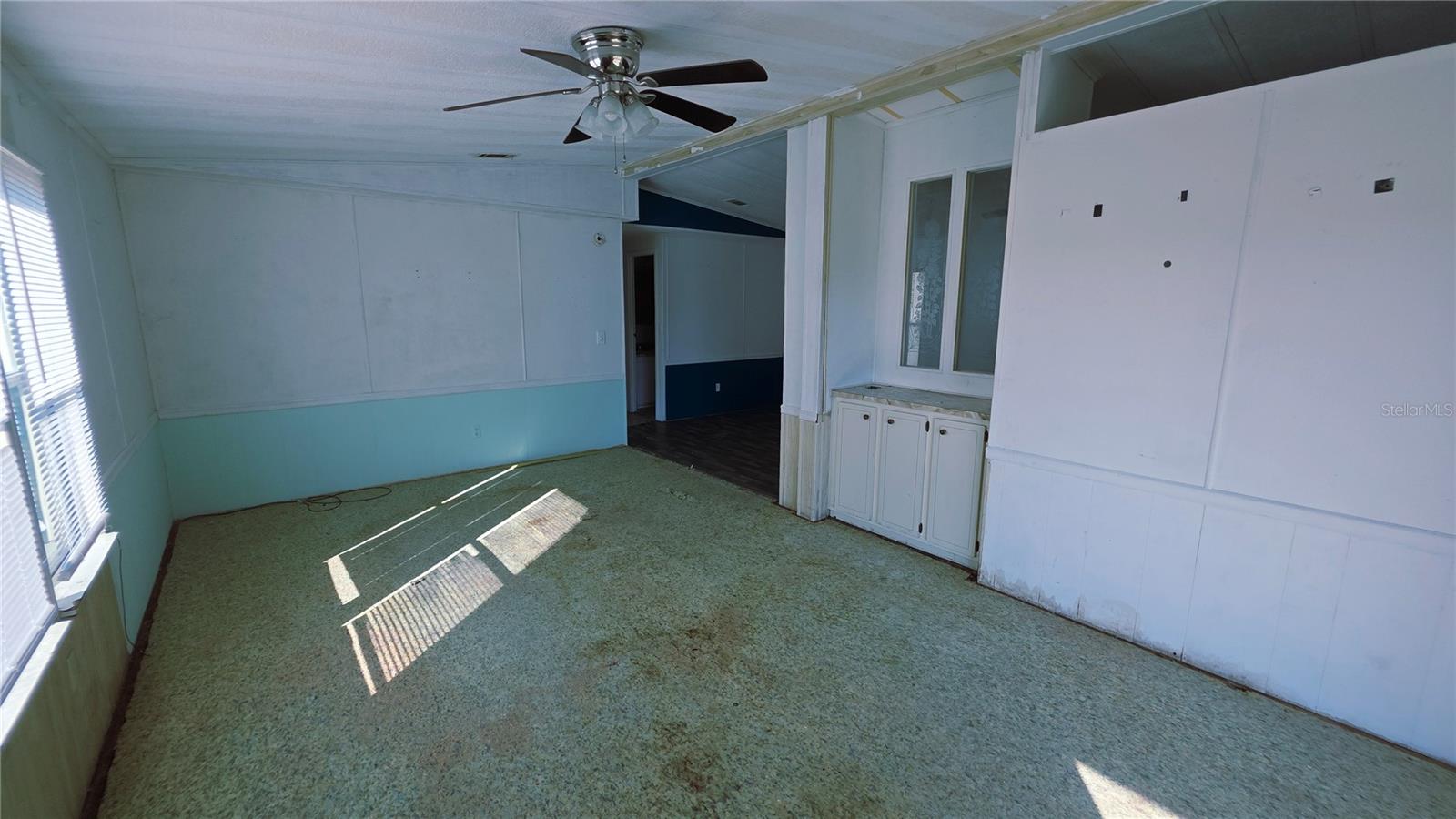 VILLAGE UNIT 04 LAKELAND - Residential