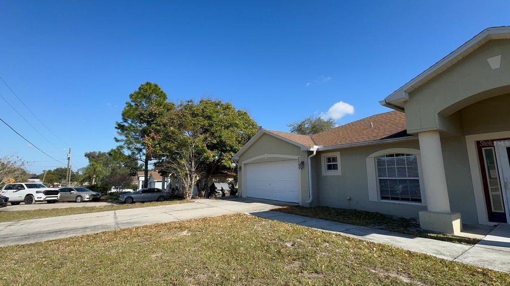 Photo of 2669 Sedgefield Ave, Deltona, FL 32725 (MLS # O6379659)