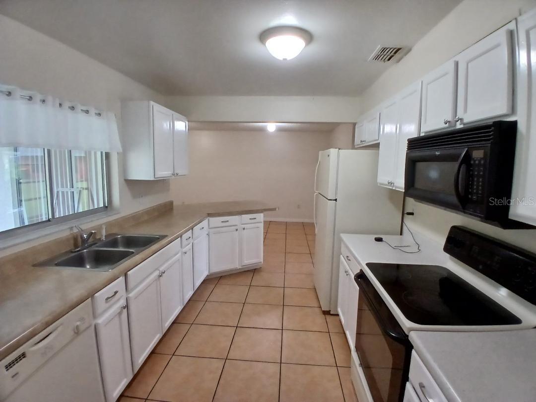 POINCIANA REPLAT - Residential