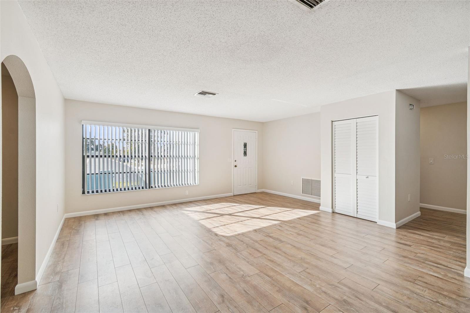 HOLIDAY LAKES WEST - Residential