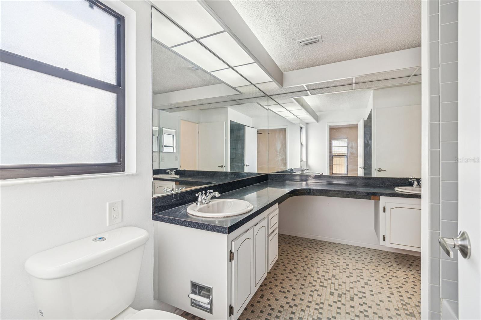 HOLIDAY LAKES WEST - Residential