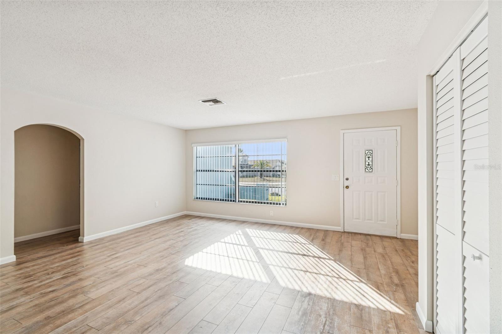 HOLIDAY LAKES WEST - Residential