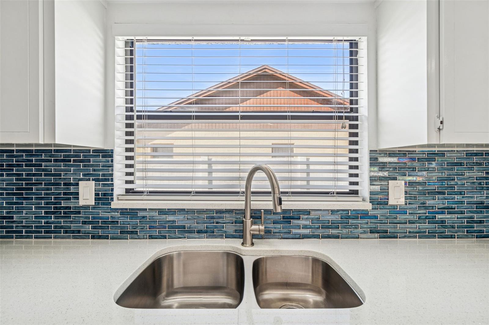 HOLIDAY LAKES WEST - Residential