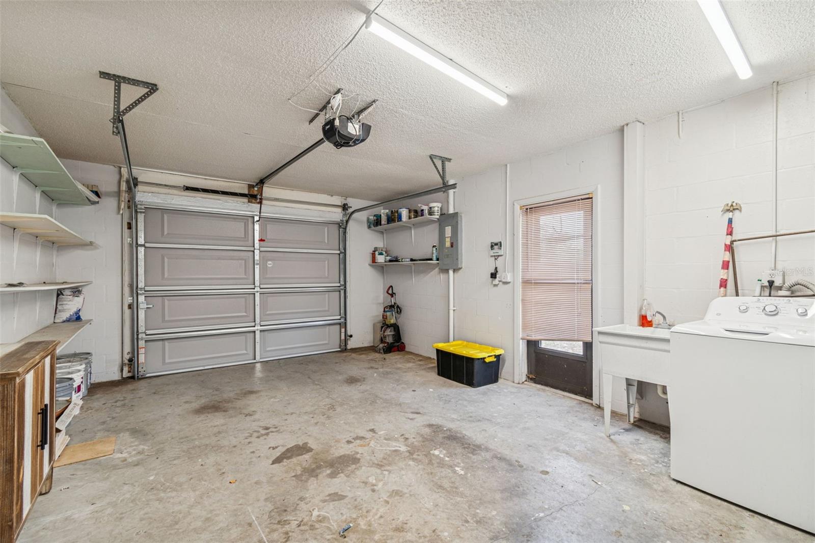 HOLIDAY LAKES WEST - Residential