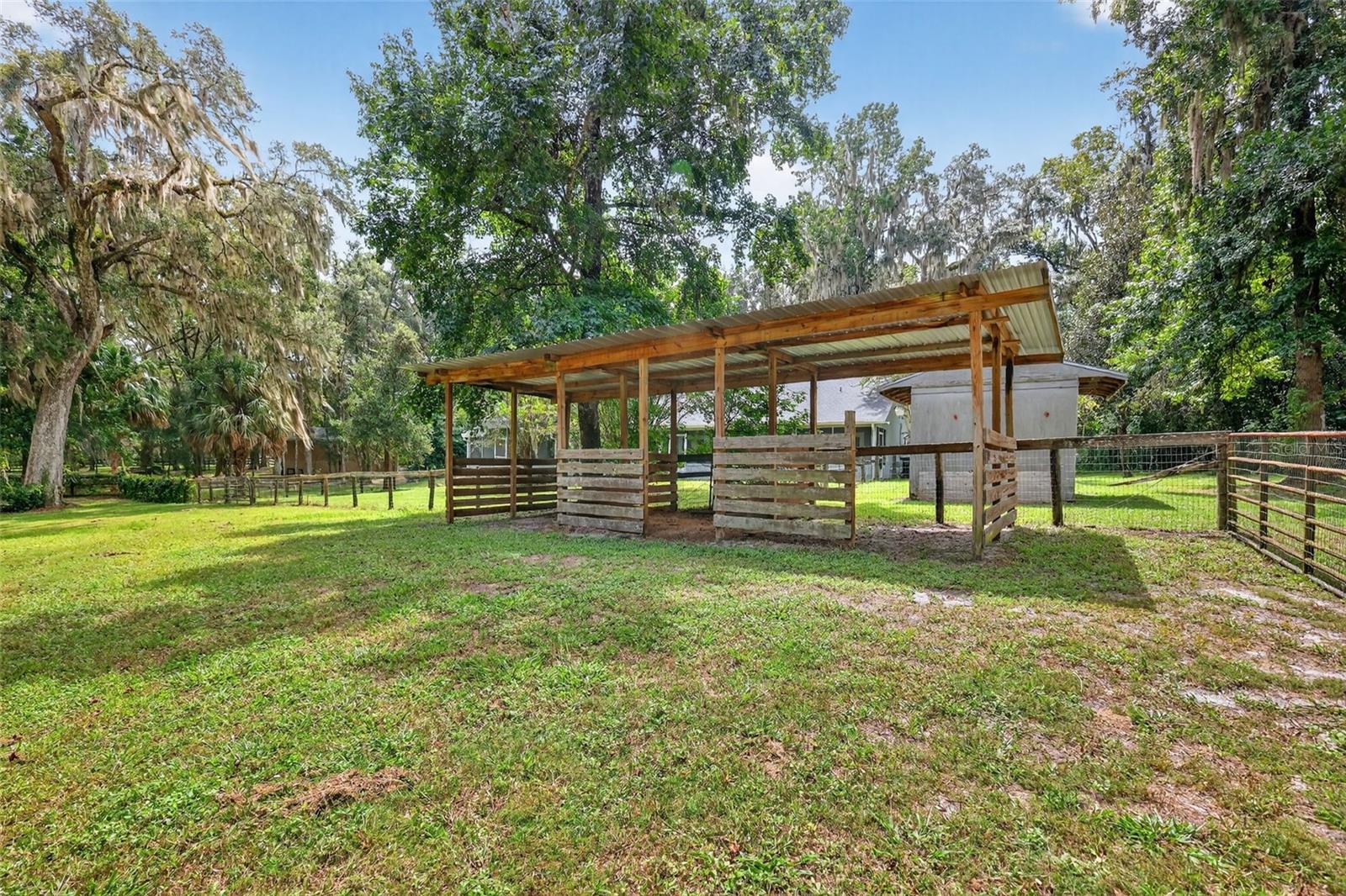 MEADOW WOOD FARMS UN 01 - Residential