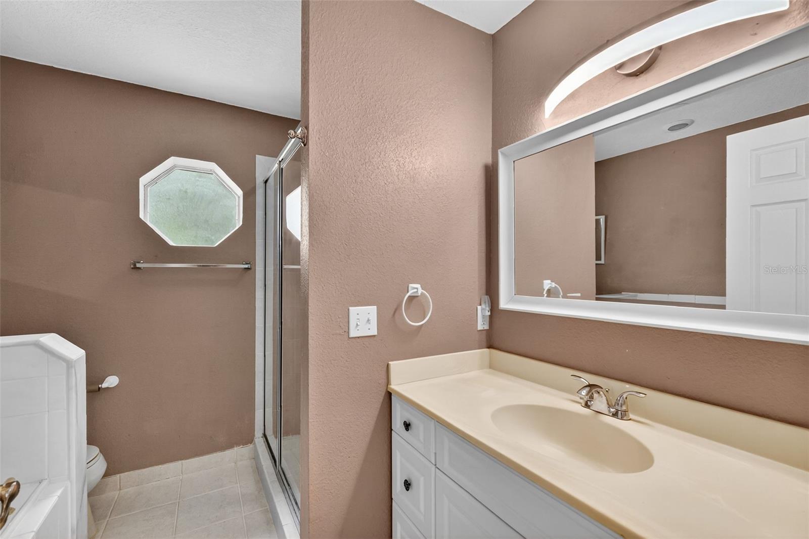 MEADOW WOOD FARMS UN 01 - Residential
