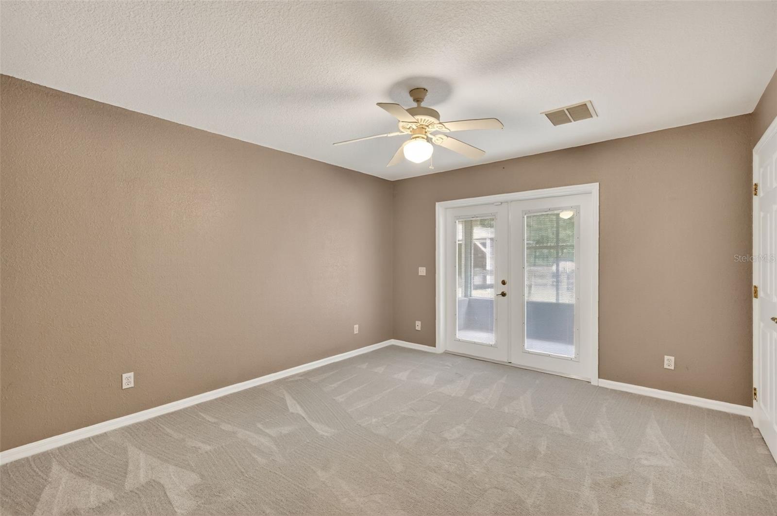 MEADOW WOOD FARMS UN 01 - Residential