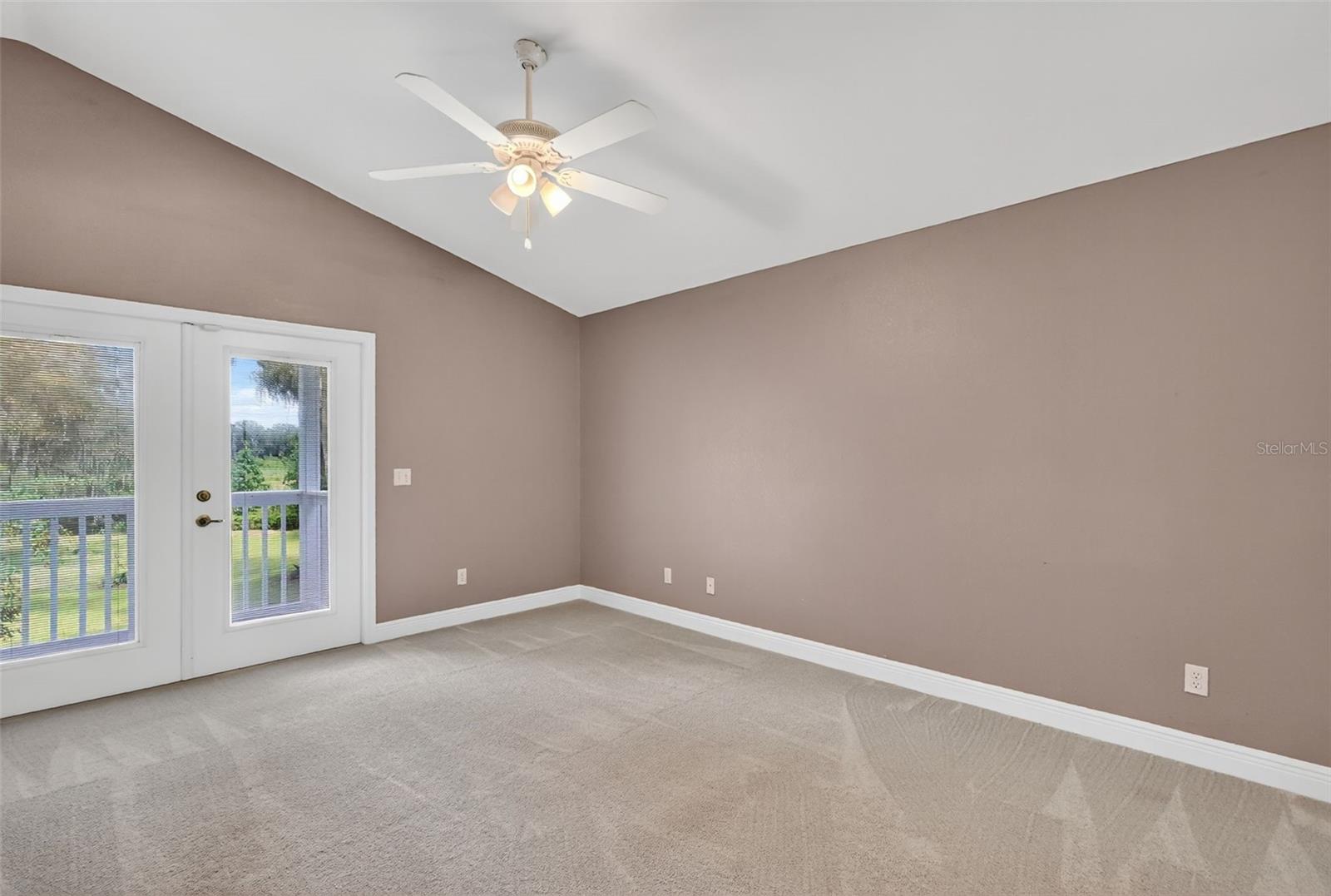 MEADOW WOOD FARMS UN 01 - Residential