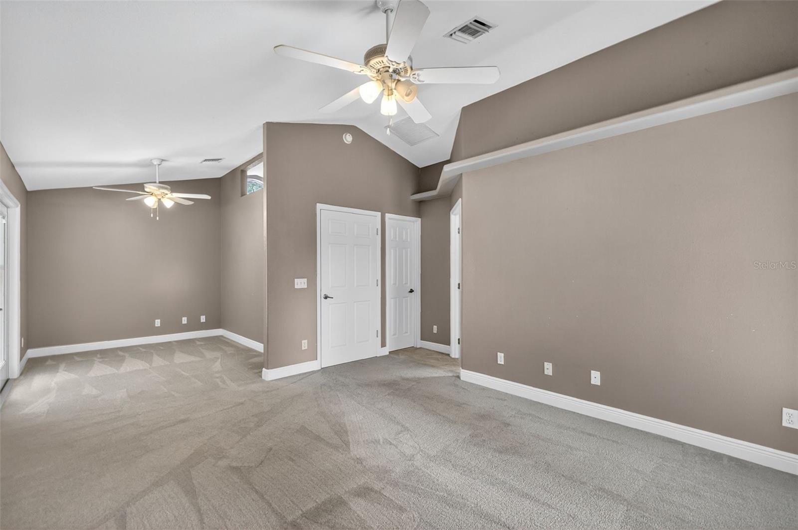 MEADOW WOOD FARMS UN 01 - Residential