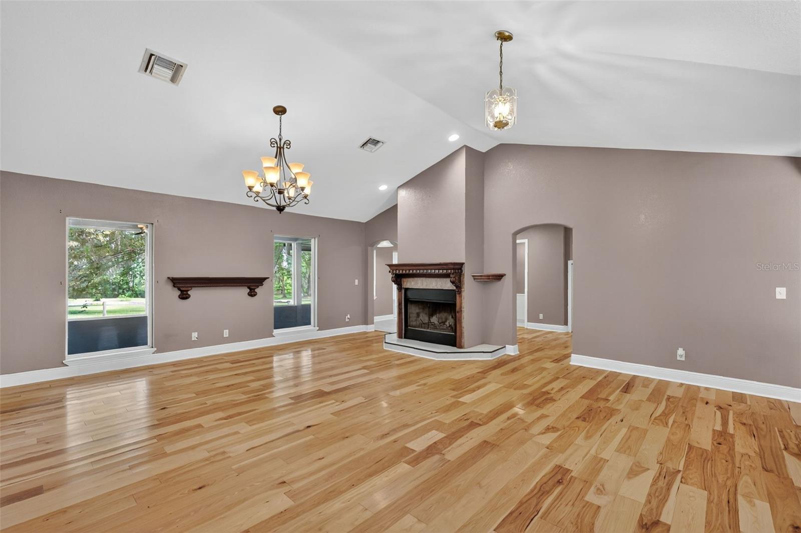 MEADOW WOOD FARMS UN 01 - Residential