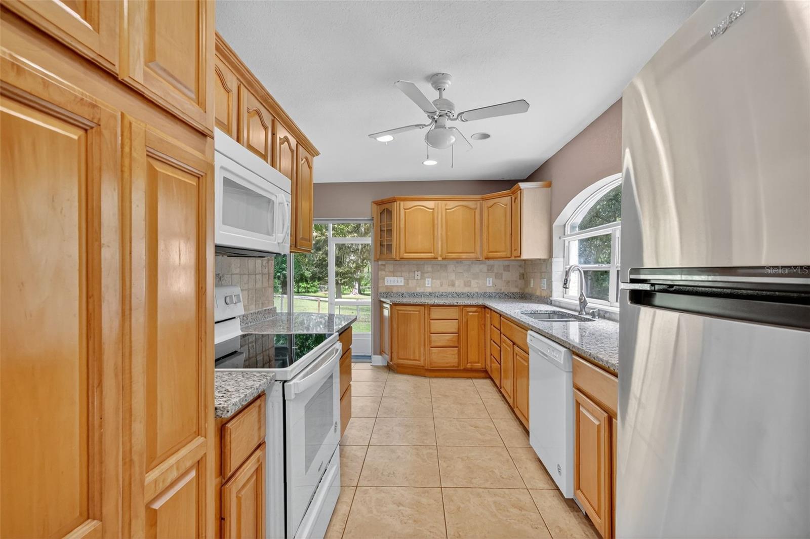 MEADOW WOOD FARMS UN 01 - Residential