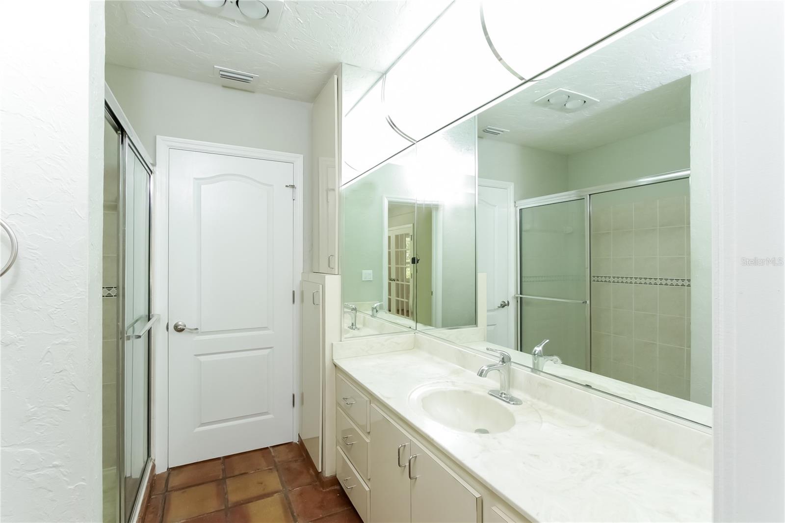 AKIN ACRES - Residential Lease