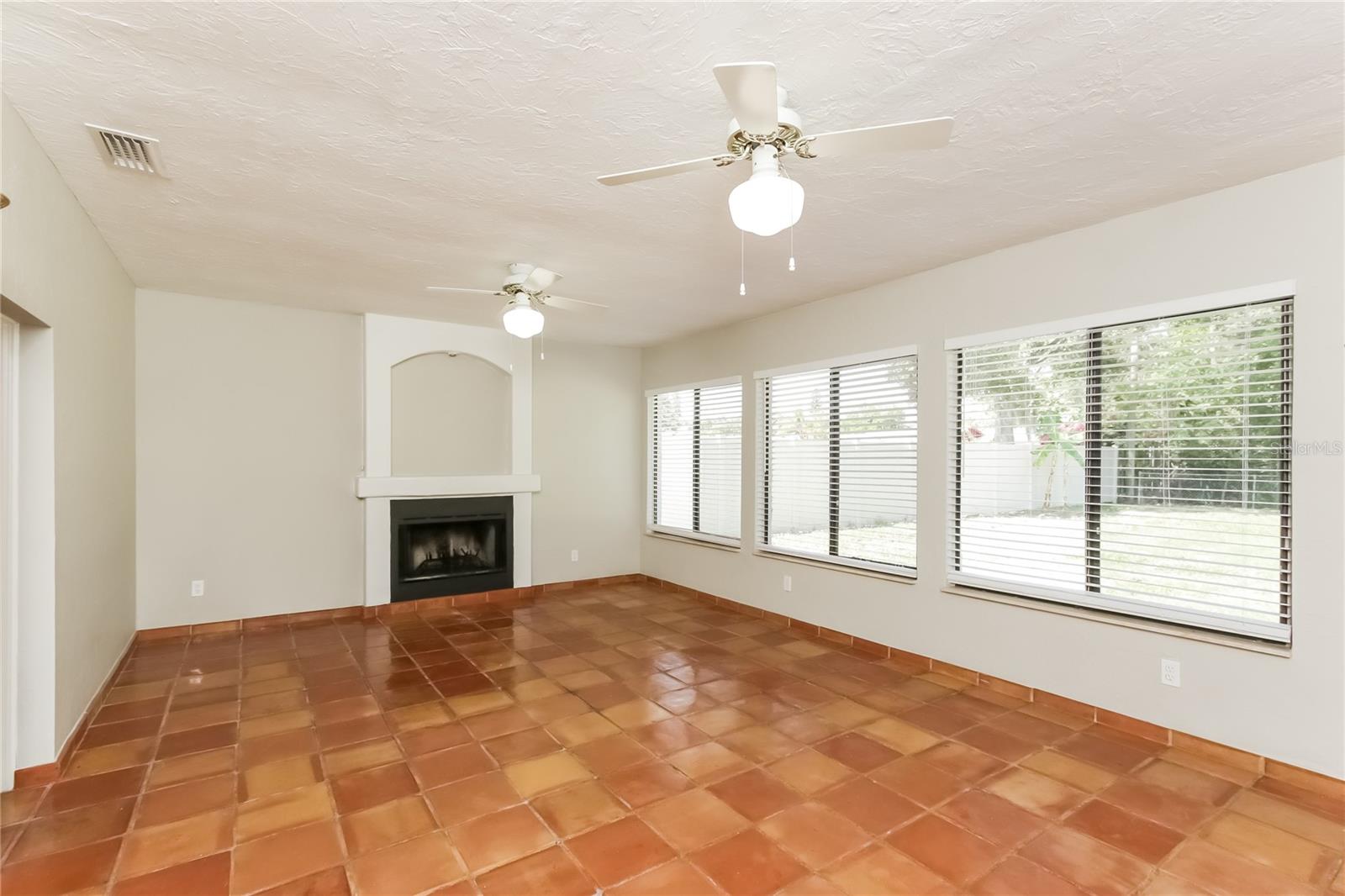 AKIN ACRES - Residential Lease