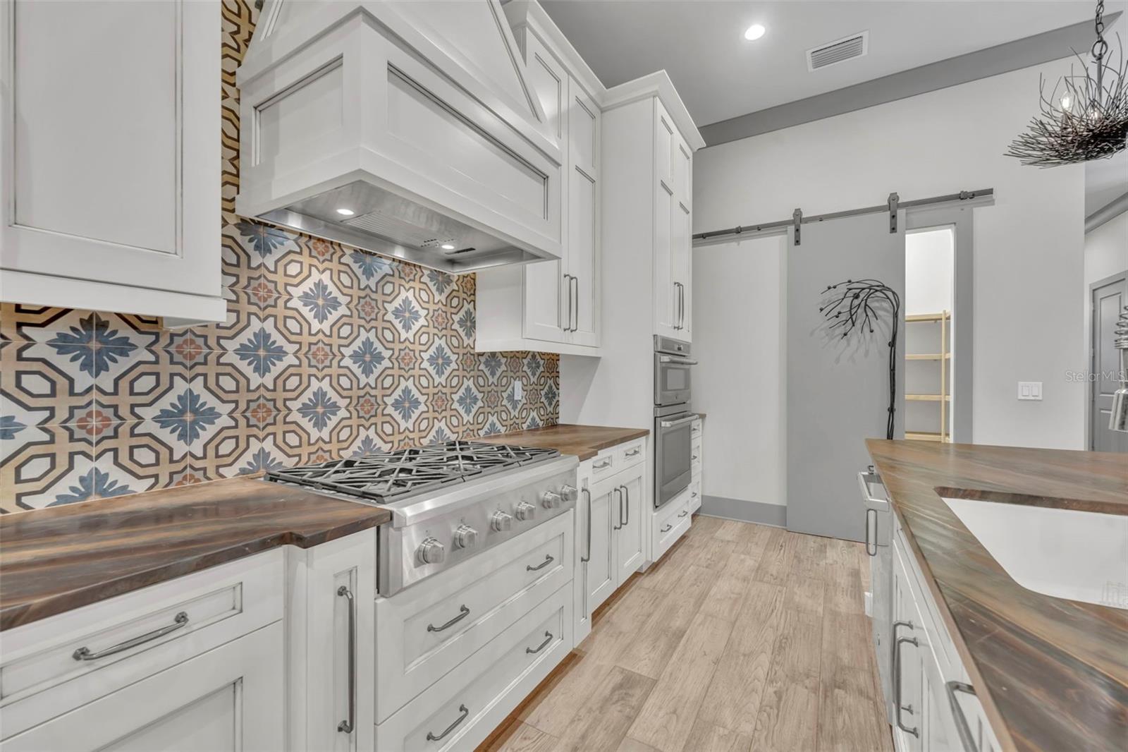 COLLEGE PARK FIRST ADD - Residential