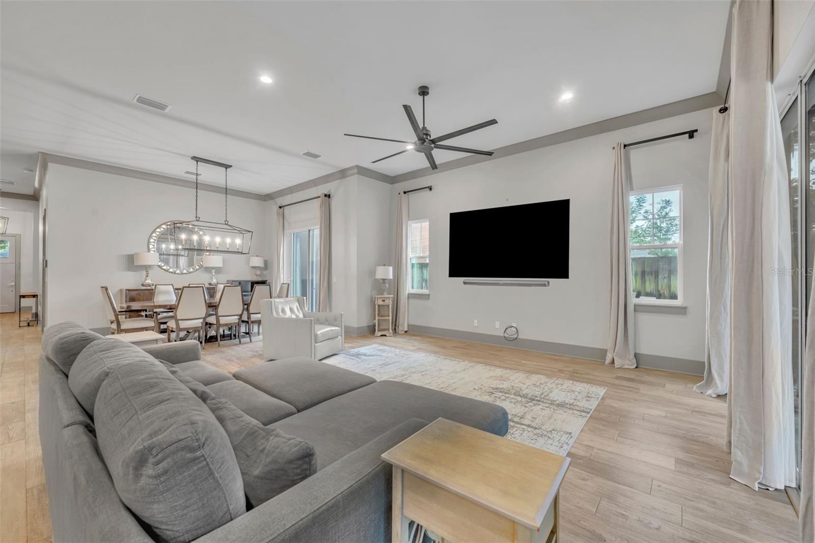 COLLEGE PARK FIRST ADD - Residential