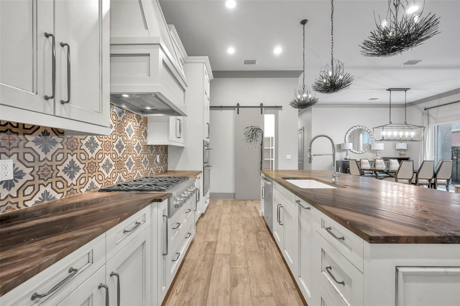 COLLEGE PARK FIRST ADD - Residential