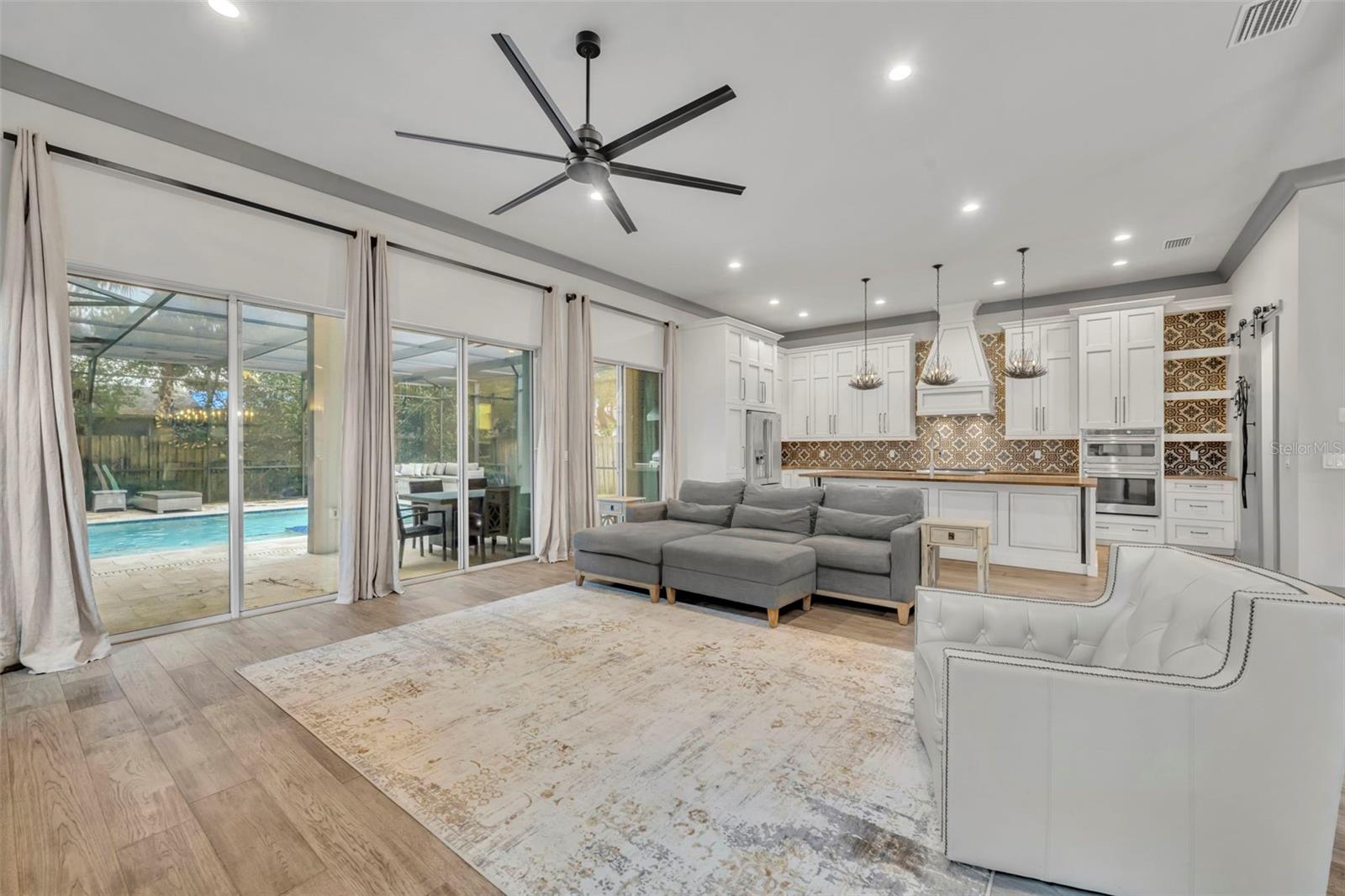 COLLEGE PARK FIRST ADD - Residential