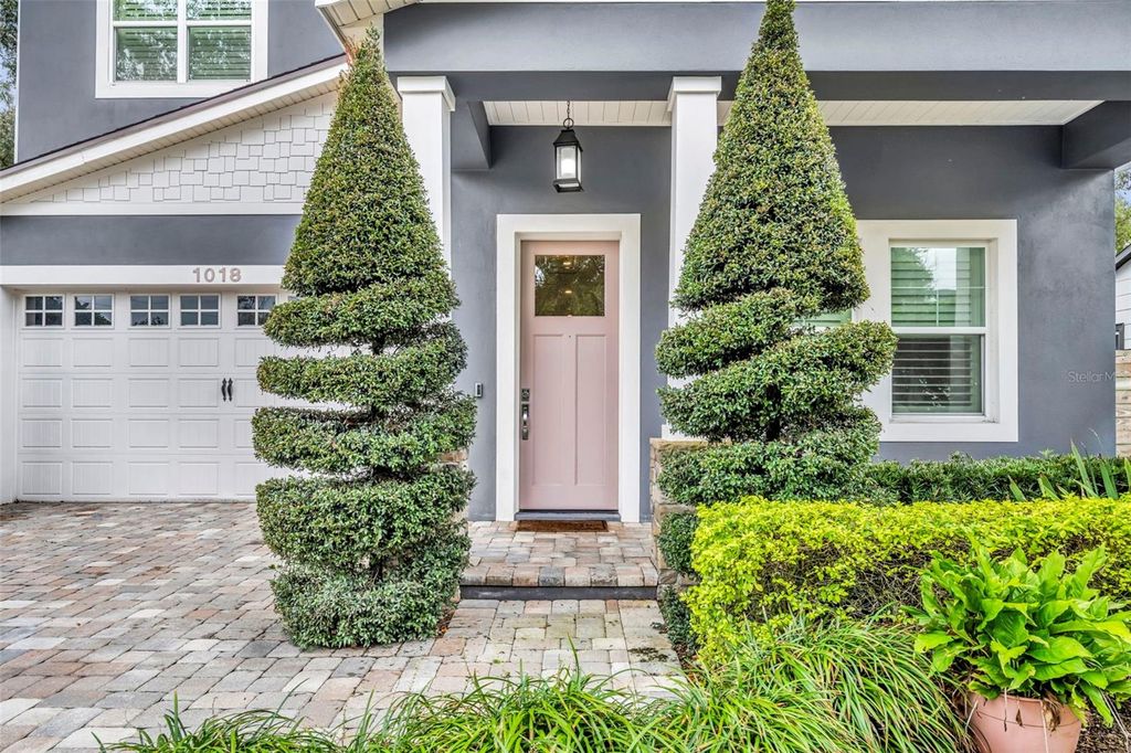 Photo of 1018 Yates Street, Orlando, FL 32804 (MLS # O6367298)