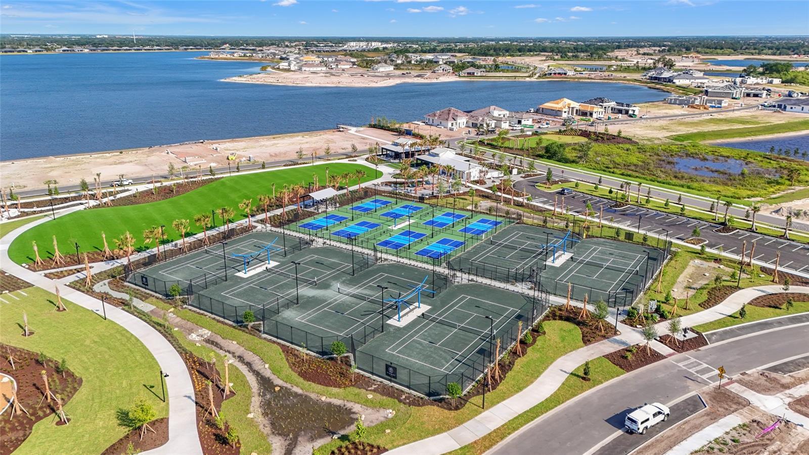 WILD BLUE/WATERSIDE PH 1 - Residential