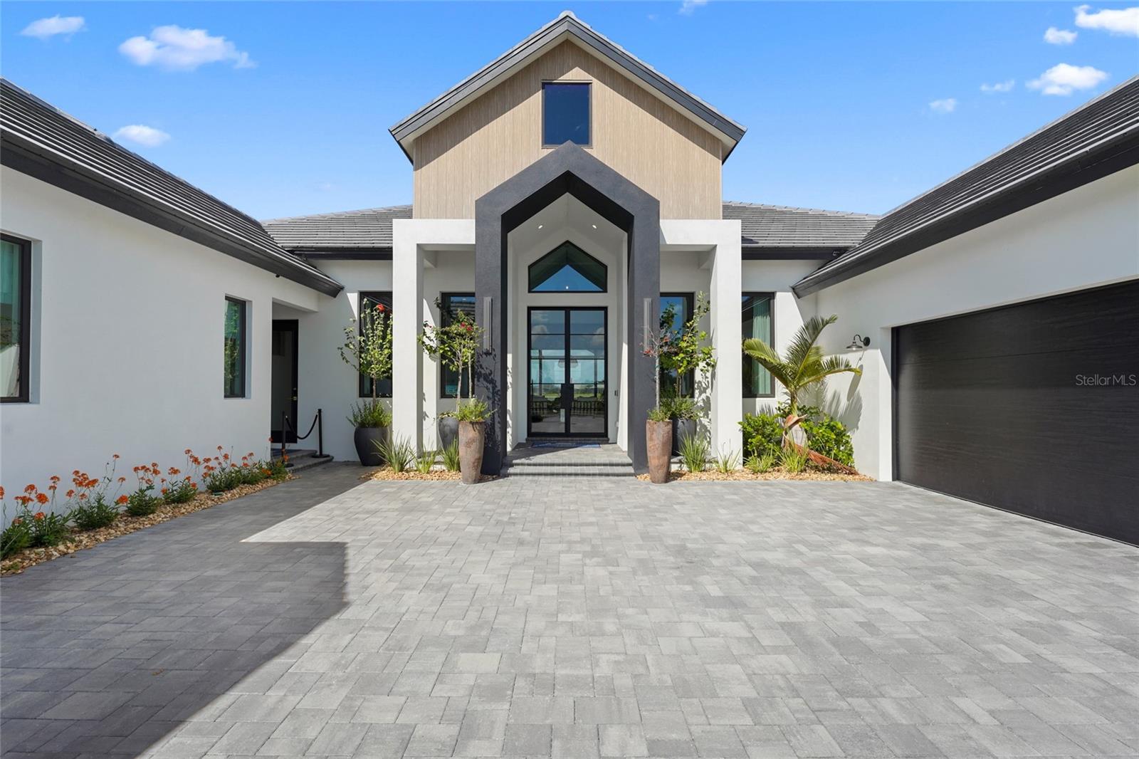 WILD BLUE/WATERSIDE PH 1 - Residential