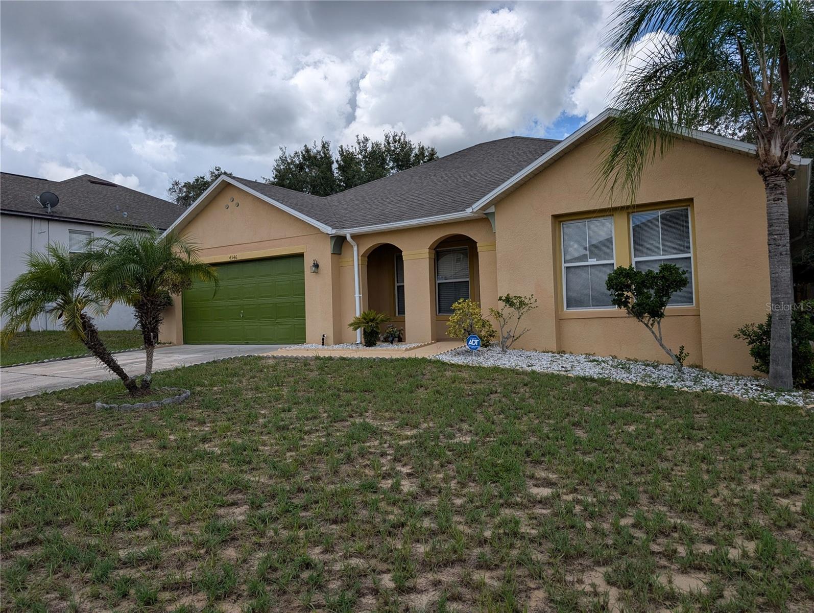 Beautiful 3 bedrooms, 2 full bathrooms, corner lot home. Located quiet subdivision of Hiawassee Oaks. New roof 2023, ceramic tiles through the house and beautiful laminated floor in all bedrooms. Make your move on this home quick before its gone.