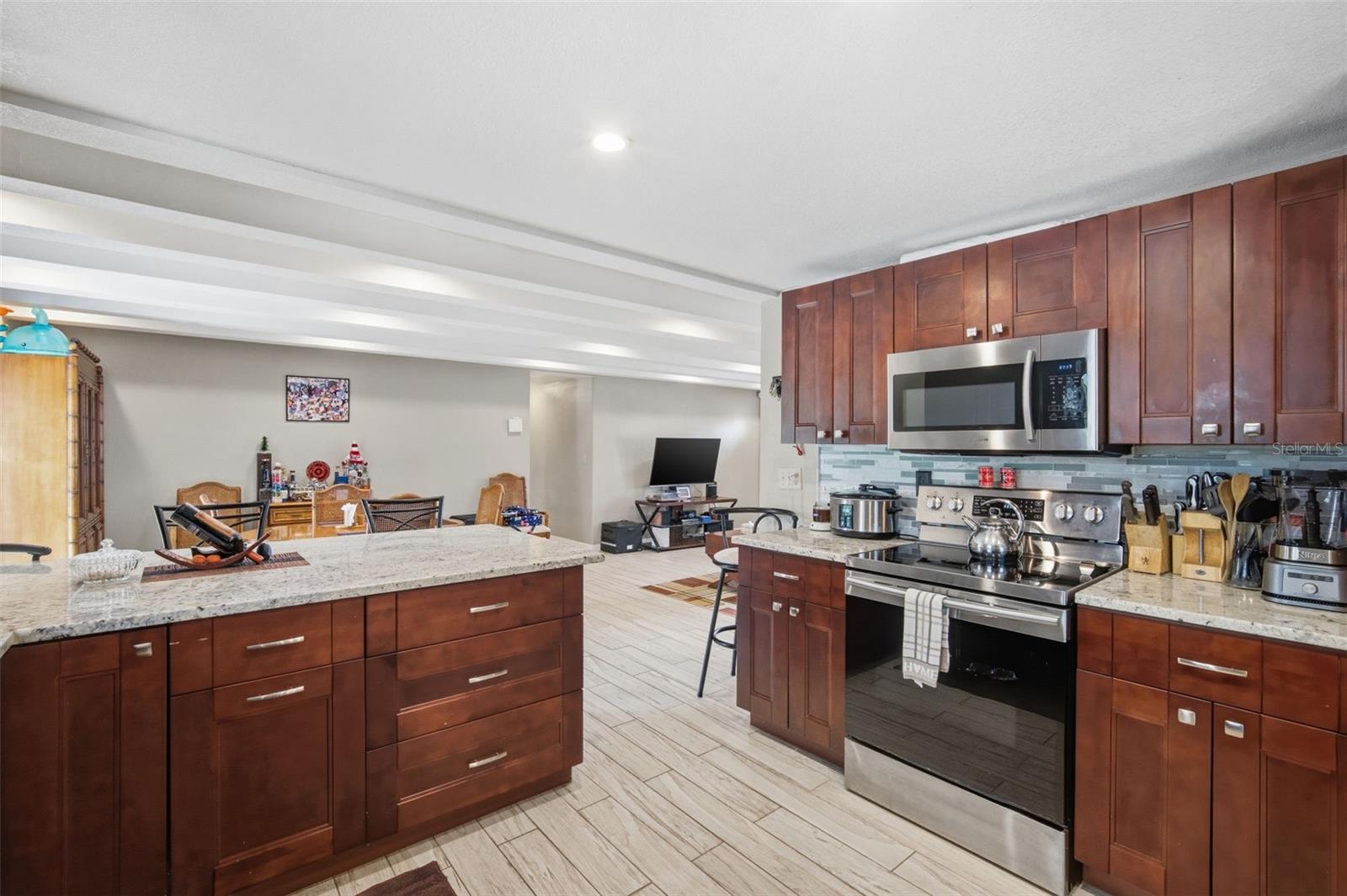 TANGLEWOOD EAST - Residential