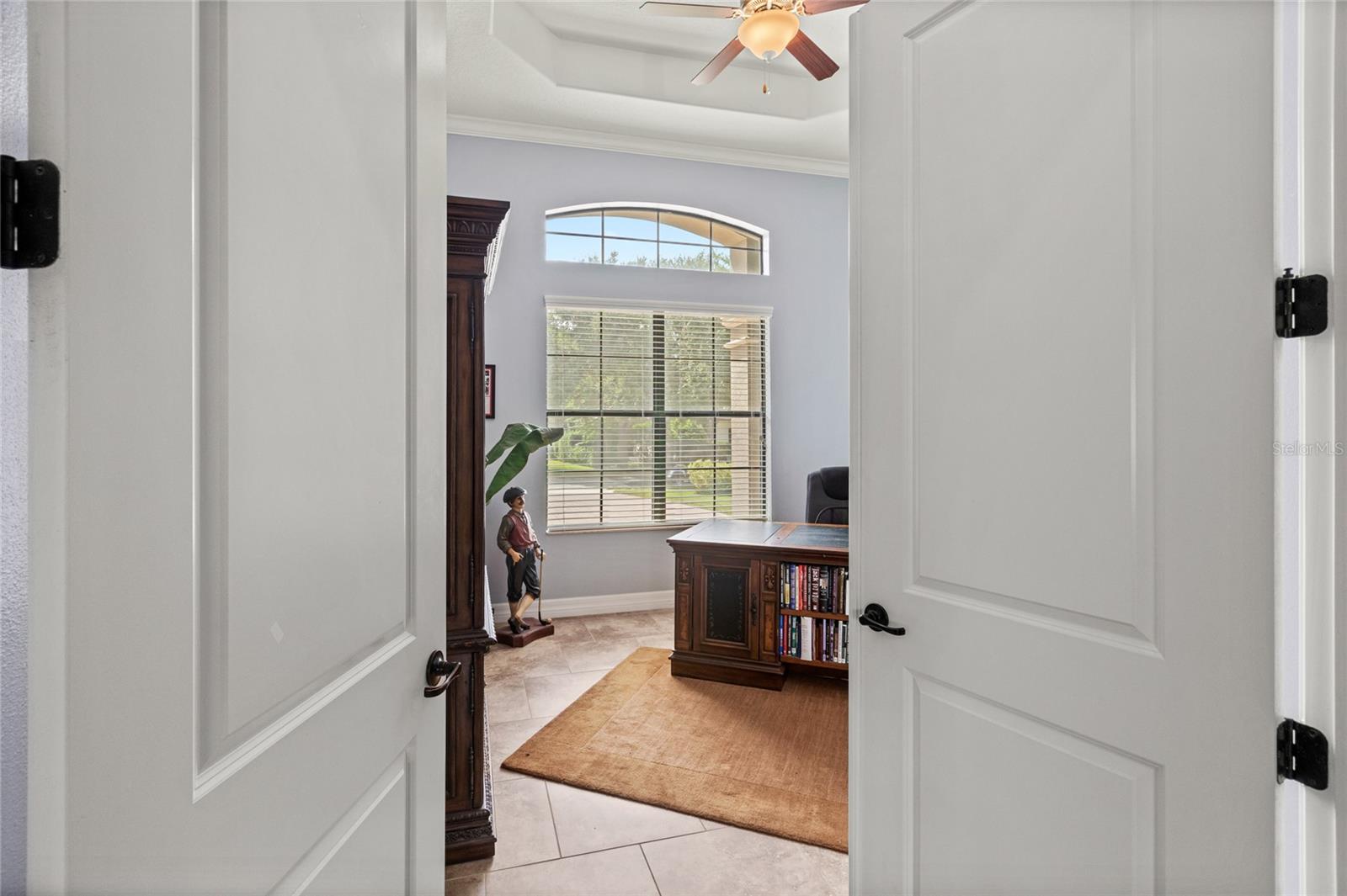 HEATHROW COUNTRY ESTATE HOMES - Residential