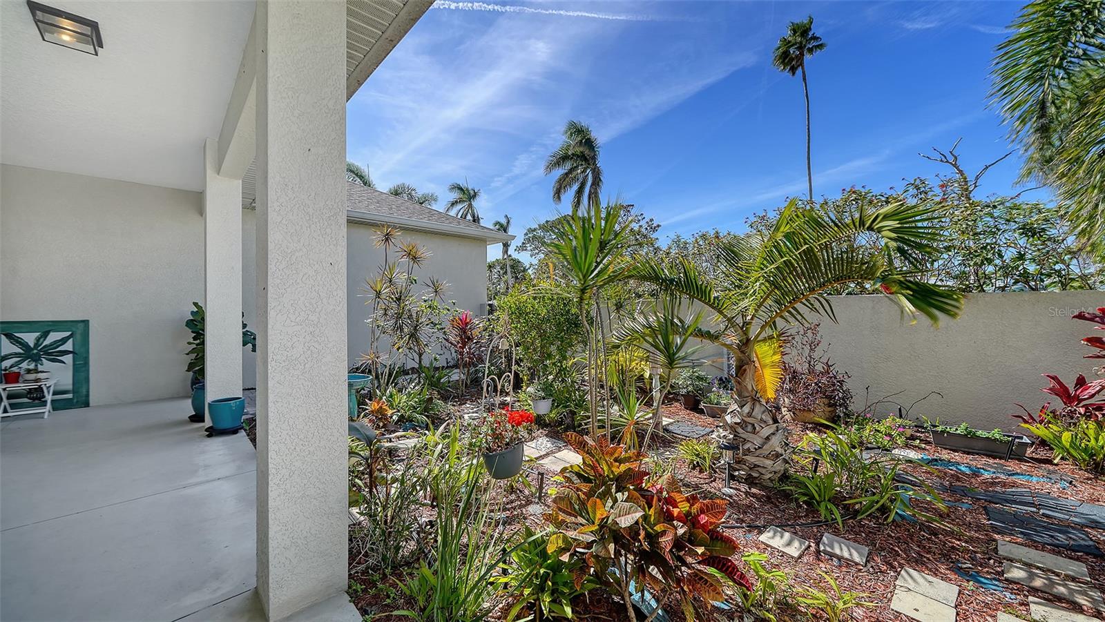 PALMA SOLA PARK - Residential Lease